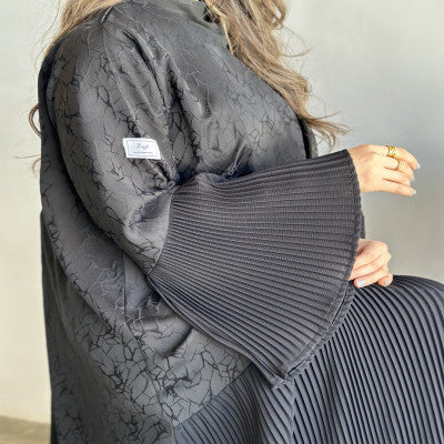 عباية قمراء